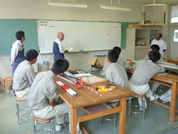 学校農業クラブ連盟大会測量競技部門の様子
